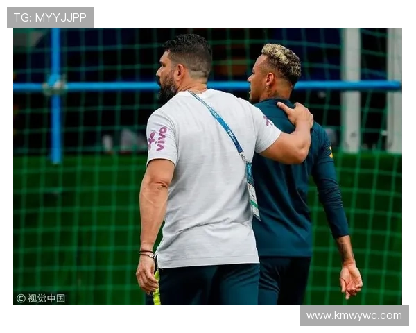 官方：巴西队补招富勒姆中场佩雷拉，顶替受伤的维尼修斯